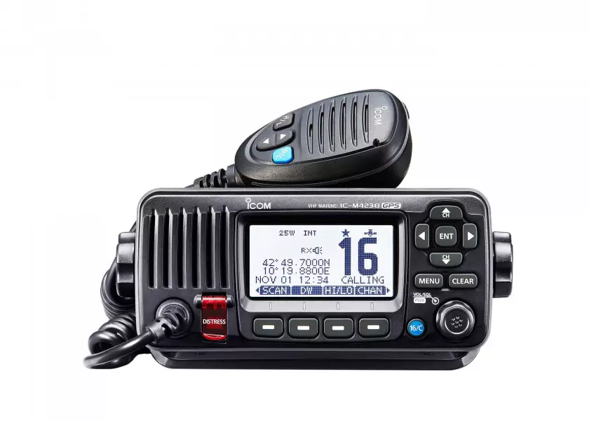 ICOM DSC and ATIS Radio System IC-M423GE integr. GPS Image 1 of 5